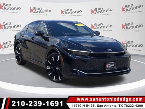 2025 Toyota Crown Platinum