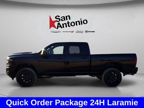 Diamond Black Crystal Pearlcoat 2026 RAM 2500 Laramie Crew Cab 4x4 6'4' Box