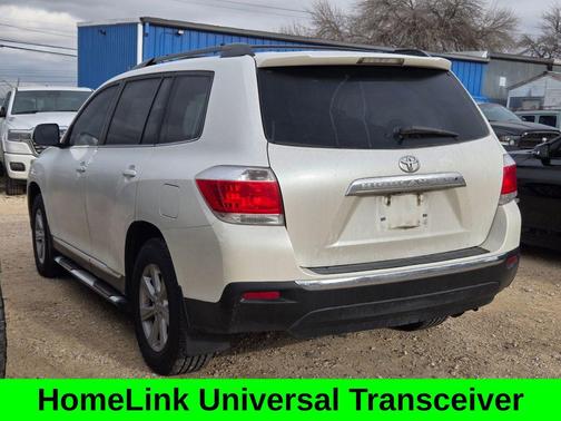 2013 Toyota Highlander SE
