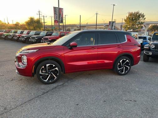 2023 Mitsubishi Outlander SEL 2.5 2WD