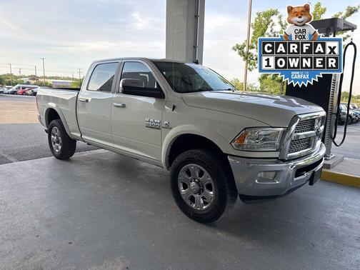 Pearl White 2018 RAM 2500 Laramie Crew Cab 4x4 6'4' Box