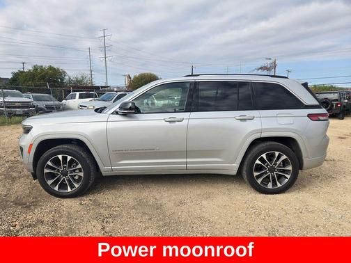 2022 Jeep Grand Cherokee Overland