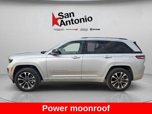 2022 Jeep Grand Cherokee Overland