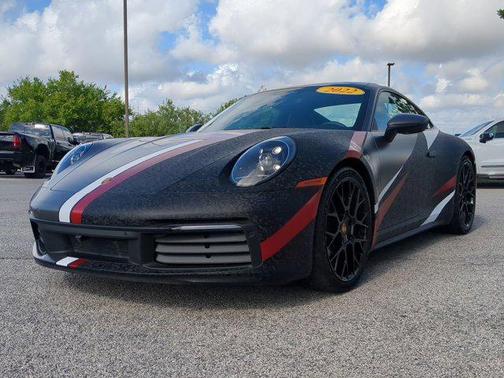 2022 Porsche 911 Carrera