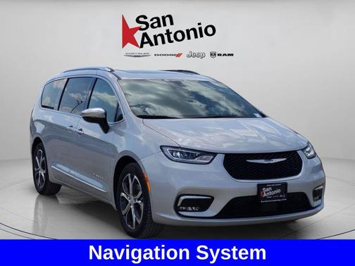 Silver Mist Clearcoat 2026 Chrysler Pacifica L