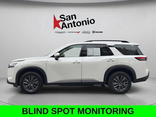2024 Nissan Pathfinder SV FWD