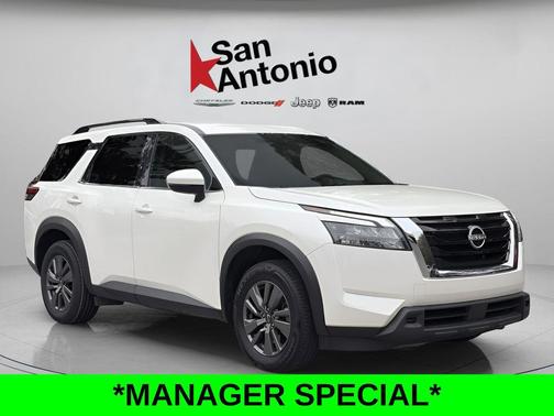 2024 Nissan Pathfinder SV FWD