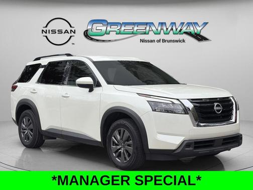2024 Nissan Pathfinder SV FWD