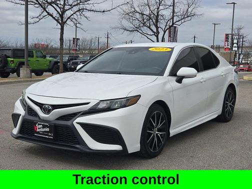 2023 Toyota Camry SE