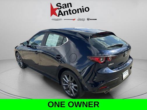 2023 Mazda Mazda3 FWD w/Preferred Package