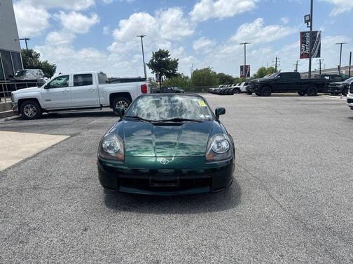 Electric Green Mica 2002 Toyota MR2 Base