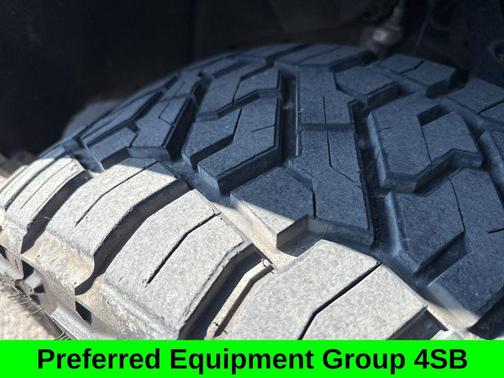 2022 GMC Sierra 1500 AT4