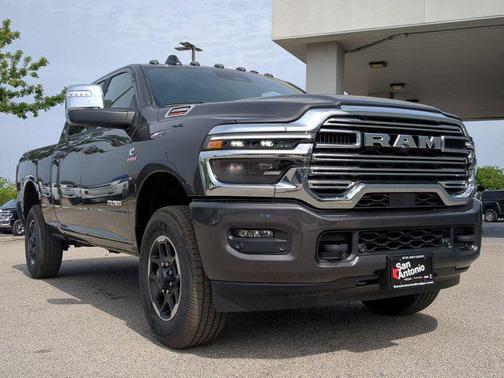 2025 RAM 2500 Laramie Crew Cab 4x4 6'4' Box
