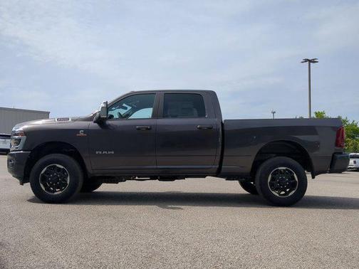 2025 RAM 2500 Laramie Crew Cab 4x4 6'4' Box