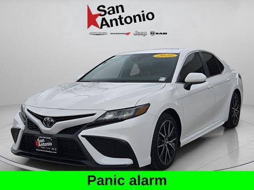 Super White 2021 Toyota Camry SE