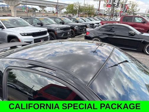 Ebony 2011 Ford Mustang GT Premium