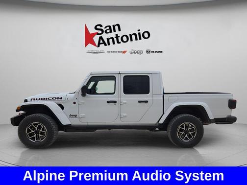 Bright White Clearcoat 2026 Jeep Gladiator Rubicon