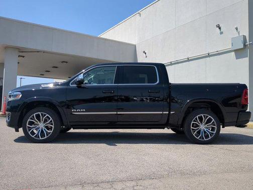 2025 RAM 1500 ST
