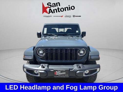 Anvil Clearcoat 2026 Jeep Gladiator Texas Trail 4x4
