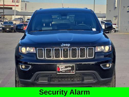 2022 Jeep Grand Cherokee Laredo