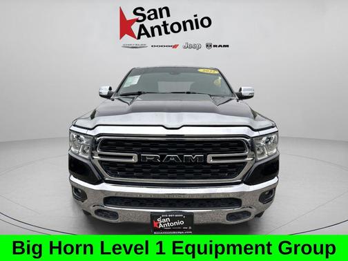 Diamond Black Crystal Pearlcoat 2022 RAM 1500 Big Horn/Lone Star