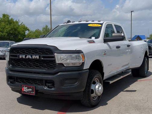 2021 RAM 3500 Tradesman Crew Cab 4x4 8' Box