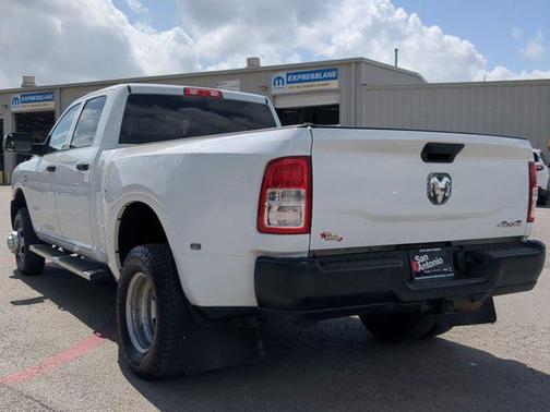 2021 RAM 3500 Tradesman Crew Cab 4x4 8' Box