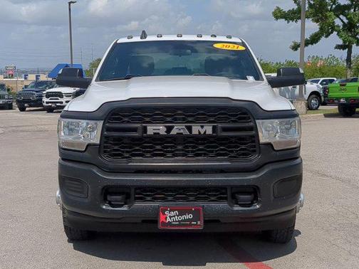 2021 RAM 3500 Tradesman Crew Cab 4x4 8' Box