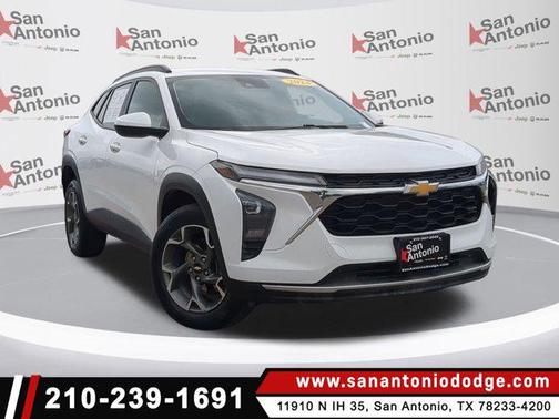 2024 Chevrolet Trax LT