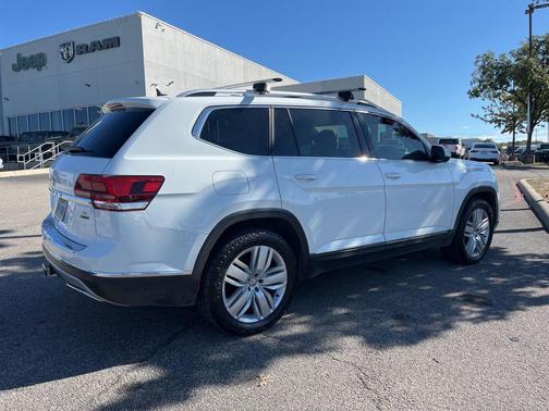 2019 Volkswagen Atlas 3.6L SEL Premium