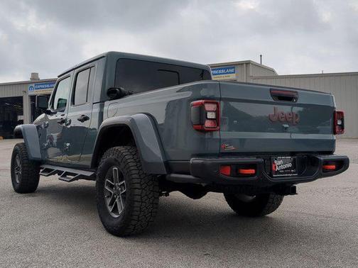 2024 Jeep Gladiator Mojave X