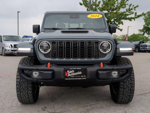 2024 Jeep Gladiator Mojave X