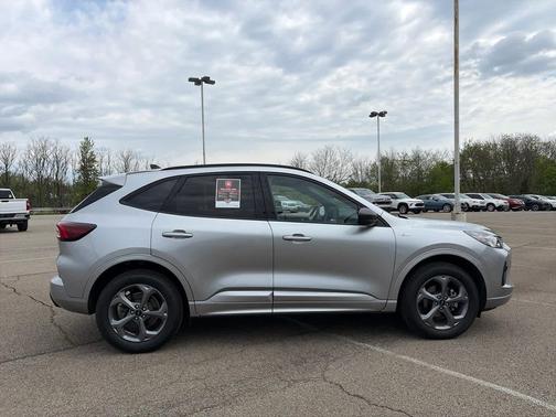Iconic Silver Metallic 2023 Ford Escape ST-Line