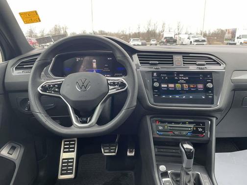 2024 Volkswagen Tiguan 2.0T SE R-Line Black 4MOTION