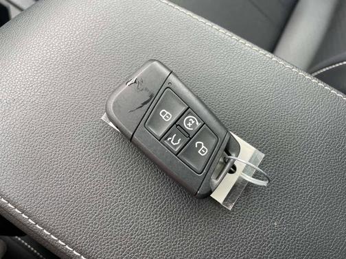 2024 Volkswagen Tiguan 2.0T SE R-Line Black 4MOTION