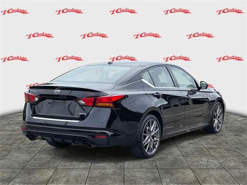 2023 Nissan Altima SR VC-Turbo FWD