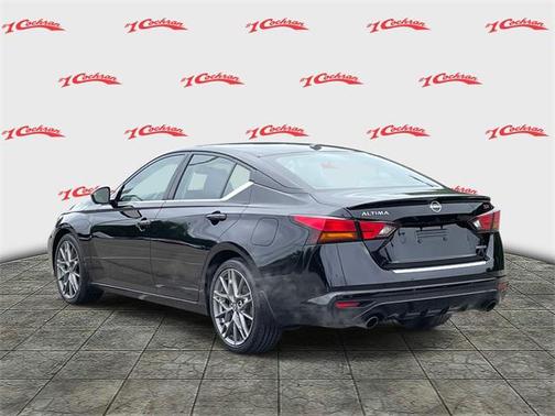 2023 Nissan Altima SR VC-Turbo FWD