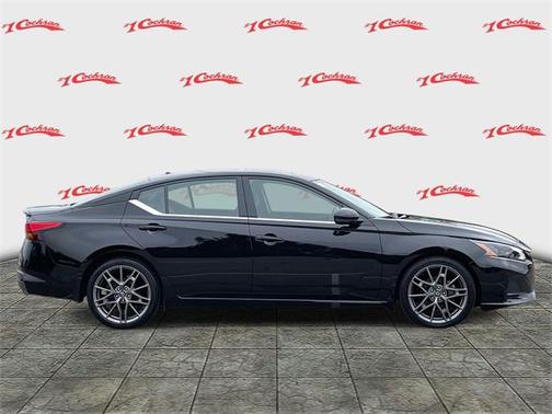 2023 Nissan Altima SR VC-Turbo FWD