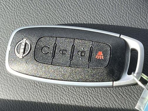 Gun Metallic 2026 Nissan Kicks SR