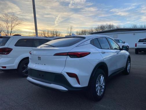 2024 Buick Envista Preferred FWD