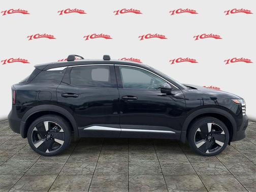 Super Black 2026 Nissan Kicks SR