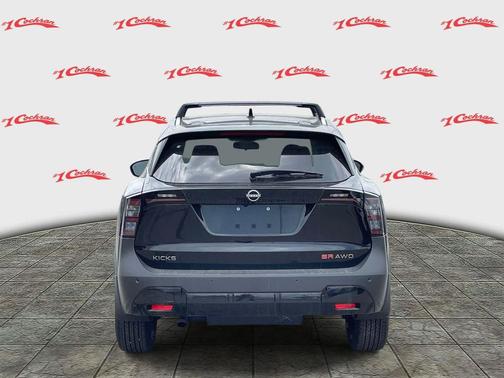 Super Black 2026 Nissan Kicks SR