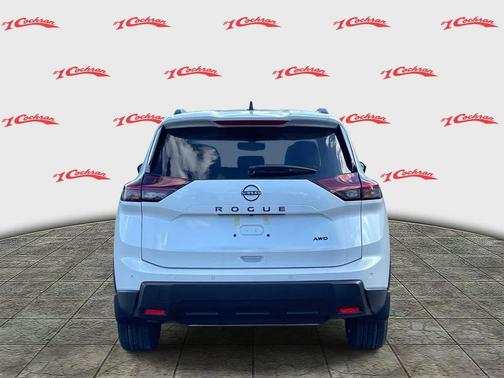 Everest White Pearl Tricoat 2026 Nissan Rogue Dark Armor