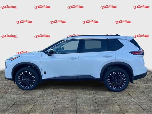 Everest White Pearl Tricoat 2026 Nissan Rogue Dark Armor