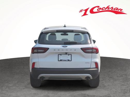 Oxford White 2023 Ford Escape SE