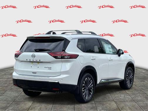 Everest White Pearl Tricoat 2026 Nissan Rogue Platinum