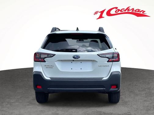 Crystal White Pearl 2025 Subaru Outback Premium