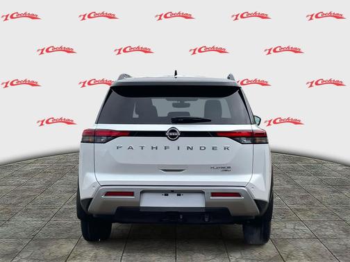 2025 Nissan Pathfinder Platinum 4WD