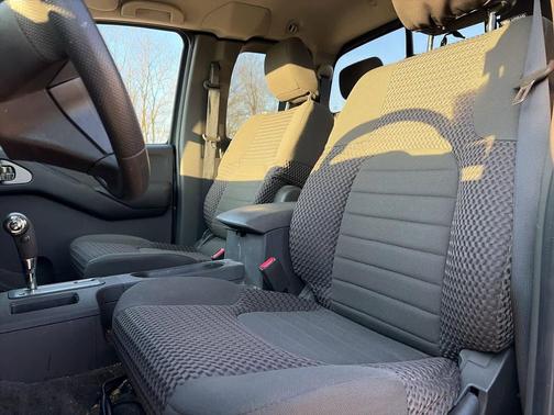 2014 Nissan Frontier SV