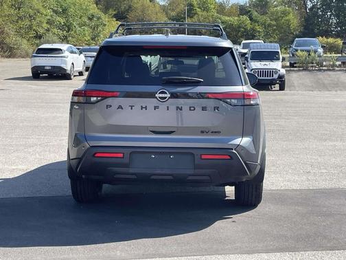 2023 Nissan Pathfinder SV 4WD